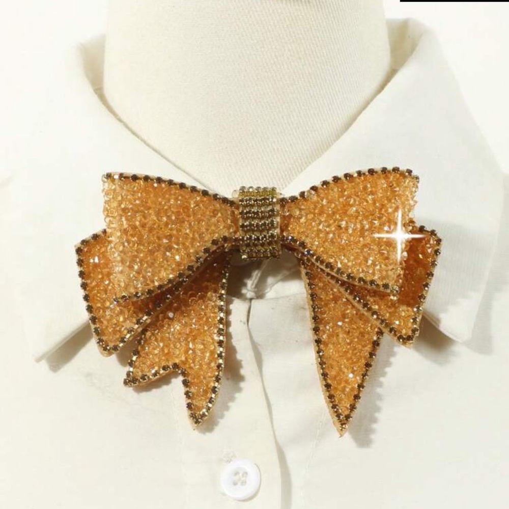 🎀 Bow Tie Pin 🎀
